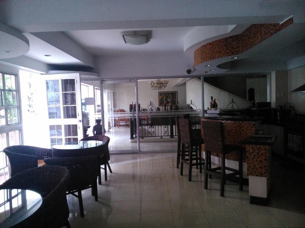Casa Nicarosa Hotel And Residences Маніла Екстер'єр фото